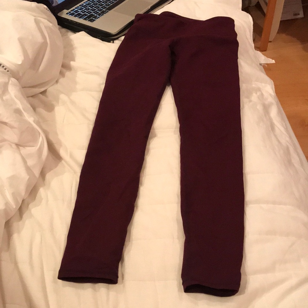 Burgundy athletic leggings